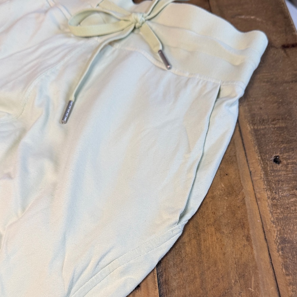 Lululemon Athletica Pale green cotton adapted state Joggers Size 2 - Picture 6 of 8